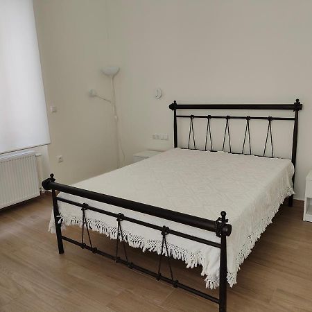 Litseli Apartment เอเธนส์ ภายนอก รูปภาพ
