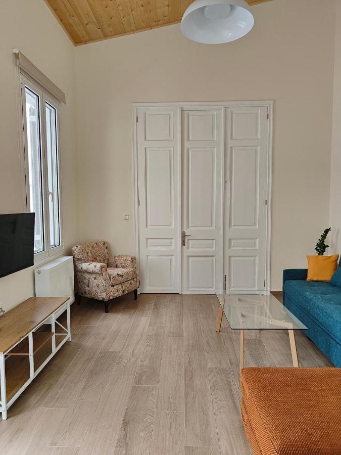 Litseli Apartment เอเธนส์ ภายนอก รูปภาพ